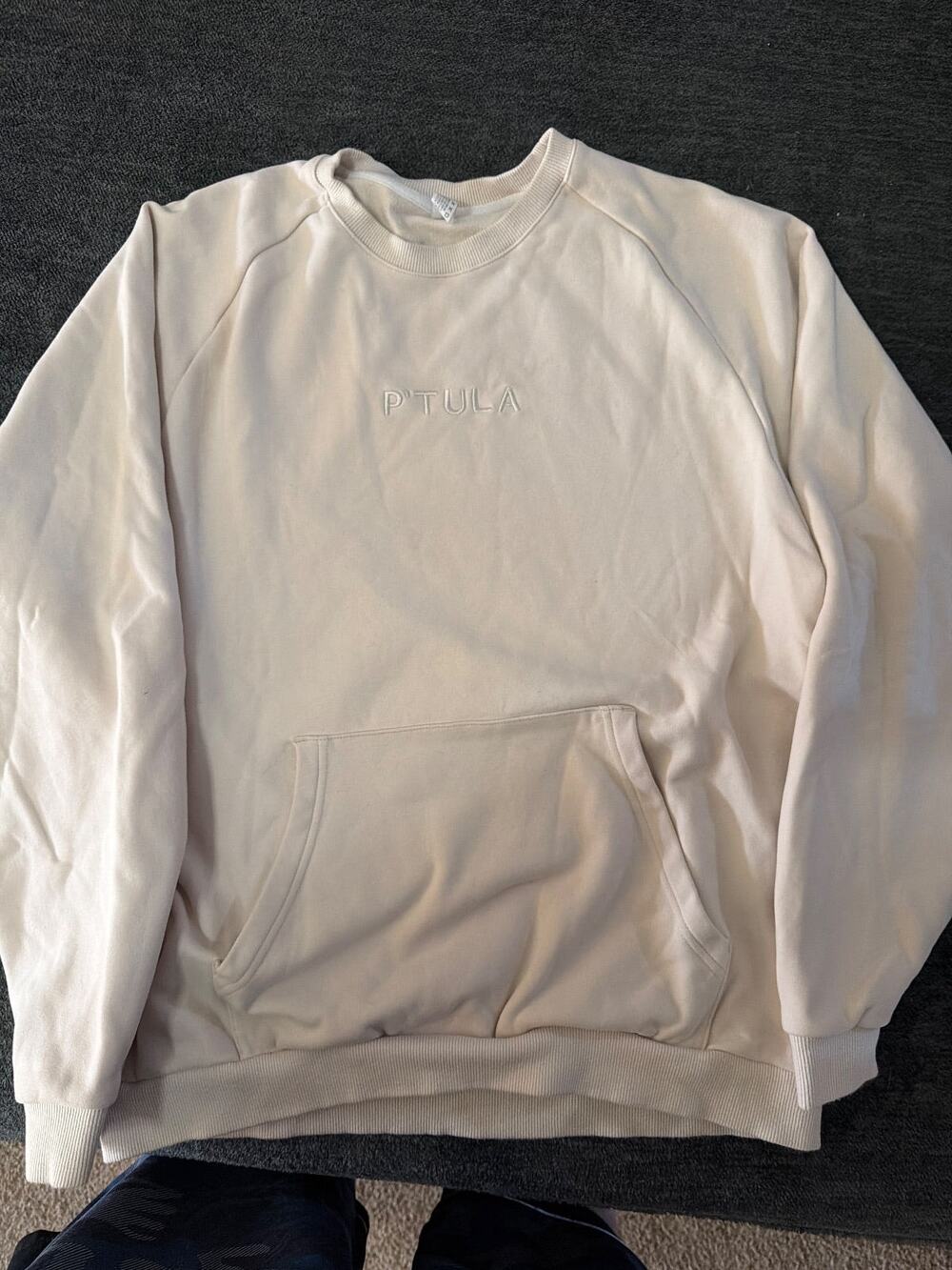P'TULA Crewneck Sweatshirt Womens Medium Cream Kangaroo Pocket Cotton Pullover